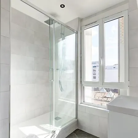 Par Ici - Superbe Apartment